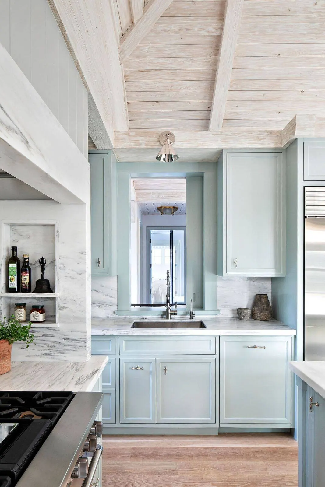Coastal kitchen remodel by Cajun Home Services licensed contractor in Kenner Louisiana