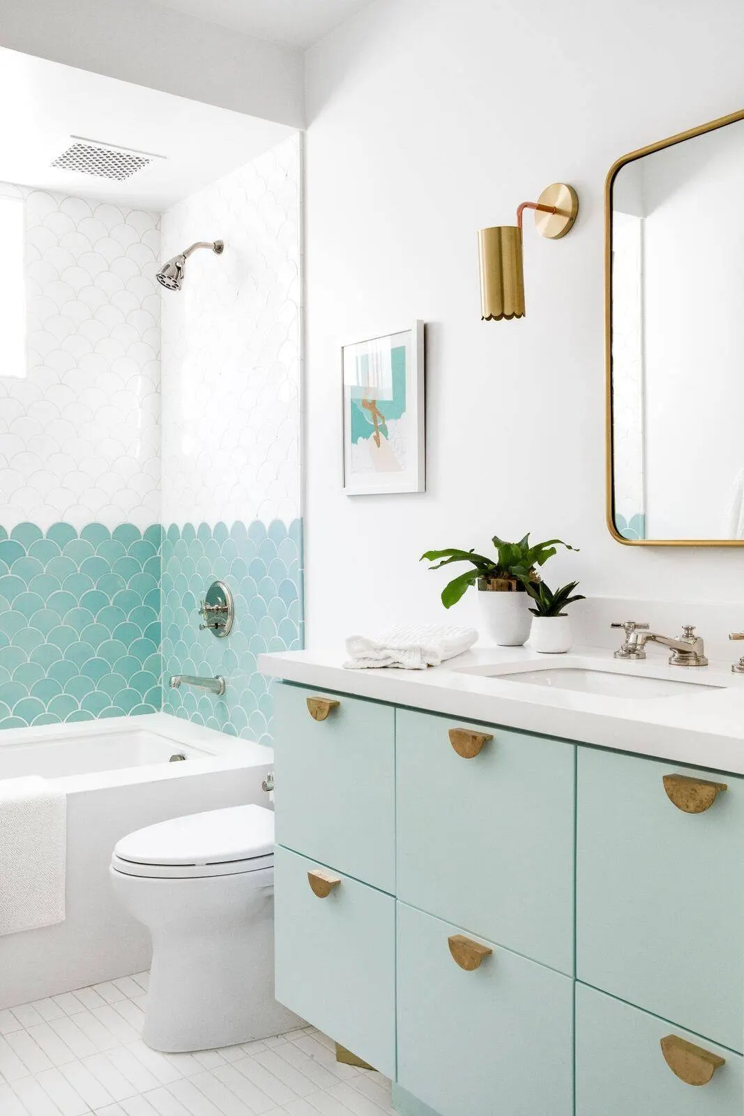 Modern bathroom remodel in Kenner Louisiana with elegant fixtures
